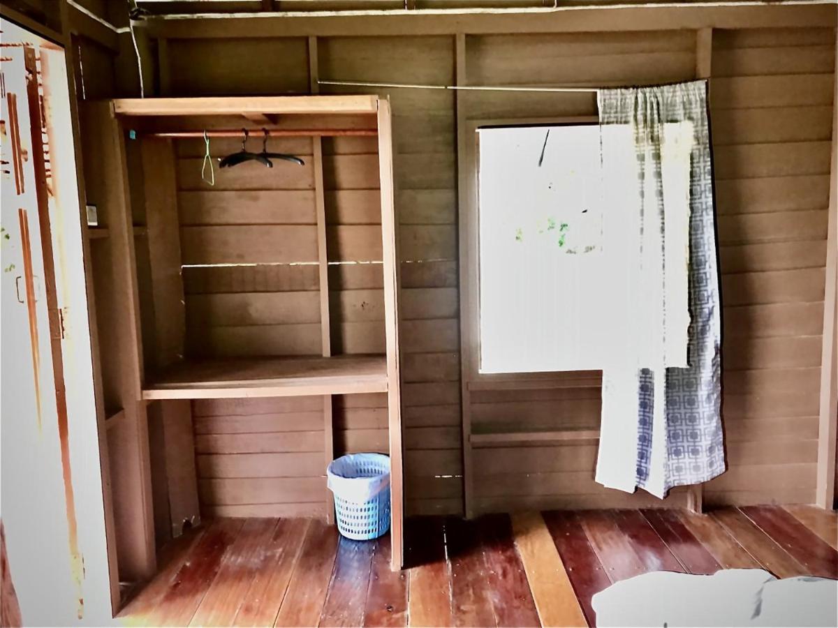 Frog Garden Hut Hotel Koh Phayam Eksteriør billede